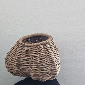 Antique Primitive Hand‎ Woven Split Wood Buttocks Handle Gathering Eggs Basket